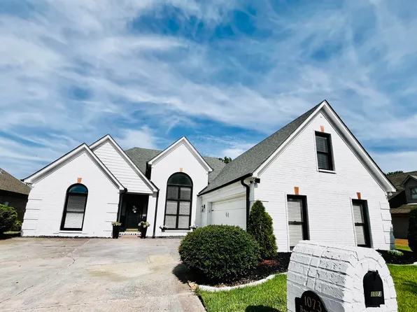 1073 Boathook Ln E, Cordova, TN 38018