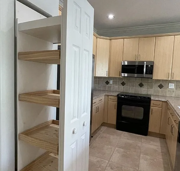 4857 Victoria Cir — Photo 26