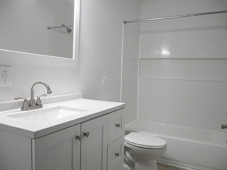 Langston Apartments - Bricktown — Photo 8