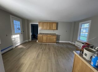 128 Russell St, Hadley, MA 01035