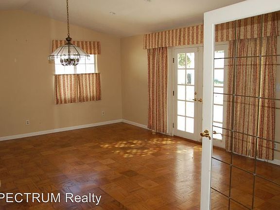 5th image of 6158 Craigmont Dr