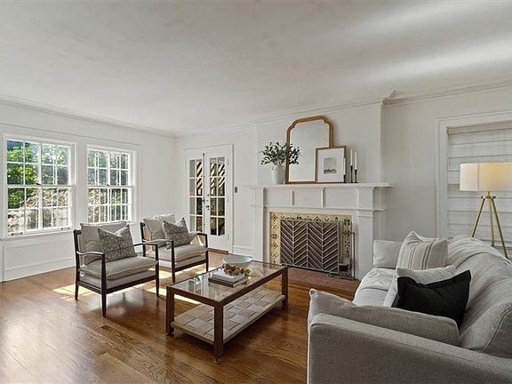 2nd image of 5427 Central St