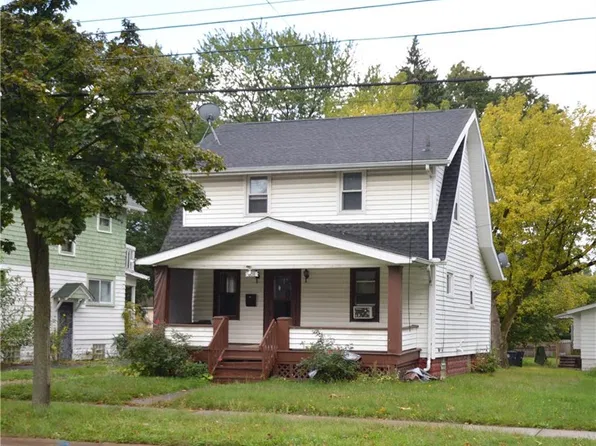 868 Lovers Ln, Akron, OH 44306