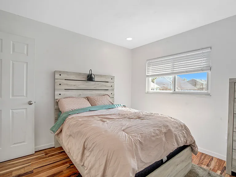 2625 Plymouth Dr — Photo 8