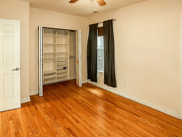 638 W Roscoe St #1 — Photo 8