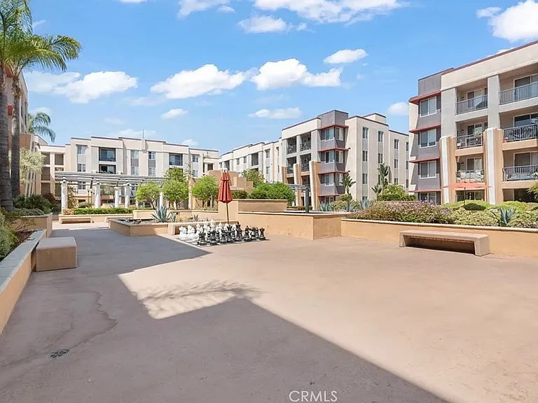 360 W Avenue 26 — Photo 1