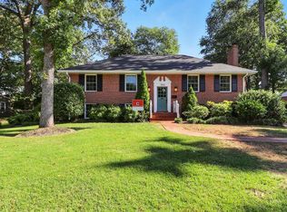 1806 Old Stage Rd, Alexandria, VA 22308