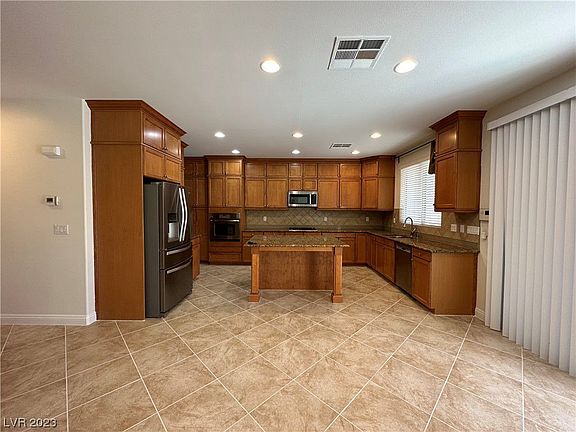4th image of 10145 Rockridge Peak Ave #0