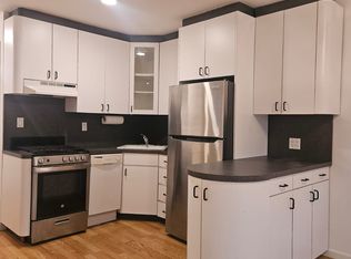 32-12 29th St #1R, Astoria, NY 11106