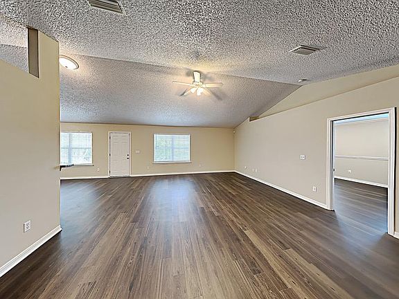 3rd image of 12203 Dawn Vista Dr