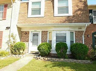 926 Smoke Tree Ln, Virginia Beach, VA 23452