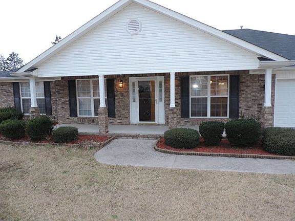 2nd image of 1828 Beaver Creek Ln