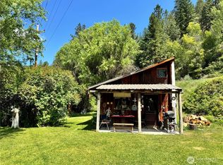 390 Customs Rd, Curlew, WA 99118