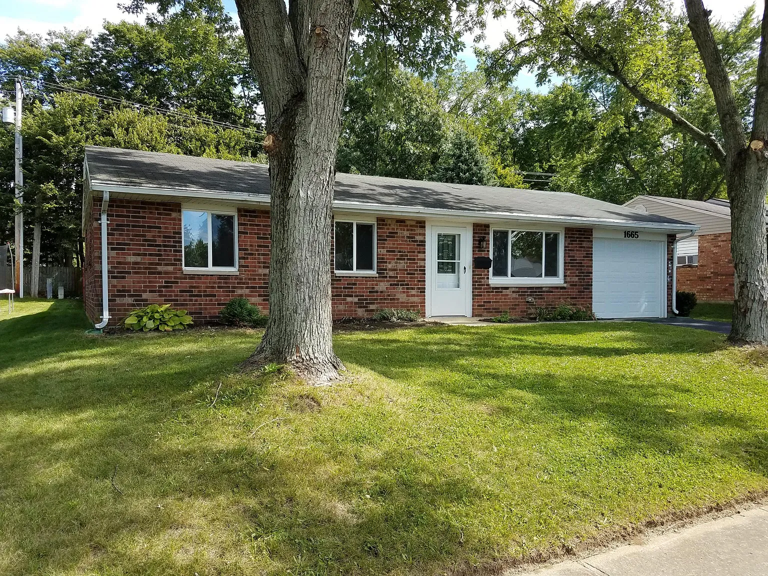 1665 Saratoga Drive — Photo 1
