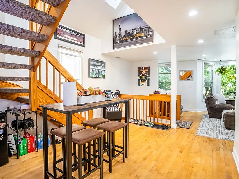 2512 N Marshfield Ave #3 — Photo 11