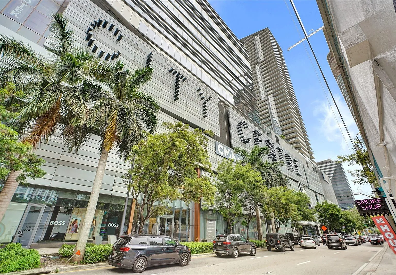 Rise Condo — Photo 3