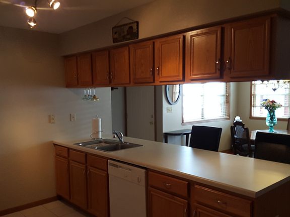 Kitchen Facing Dining Room