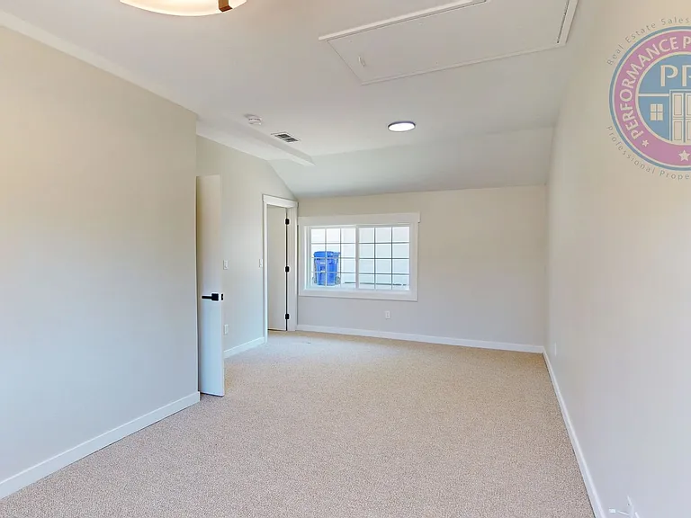 7308 N Jordan Ave — Photo 11