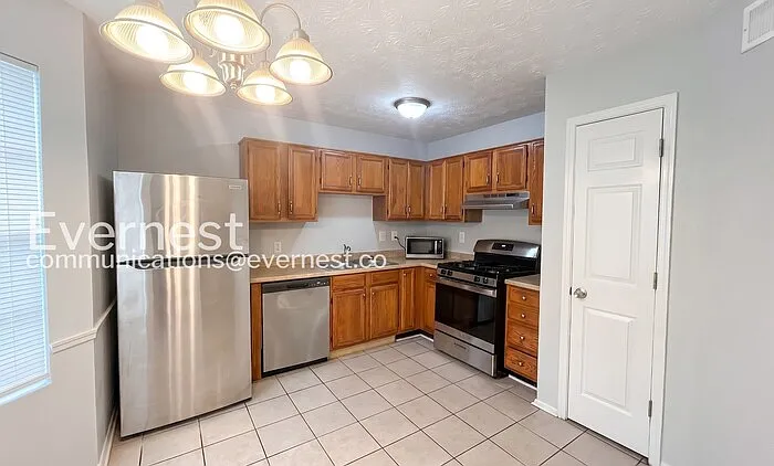 3833 Conley Downs Dr — Photo 5