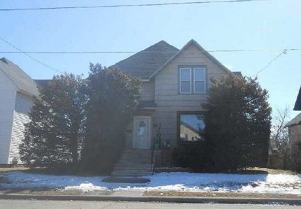 1st image of 719 6th Ave