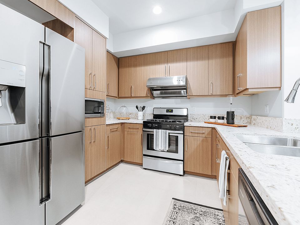 1st image of 12801 Brookhurst St #180