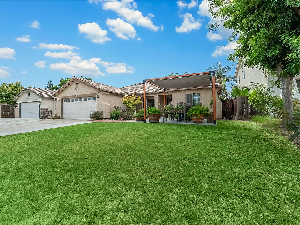 1st image of 3849 E Harvard Avenue