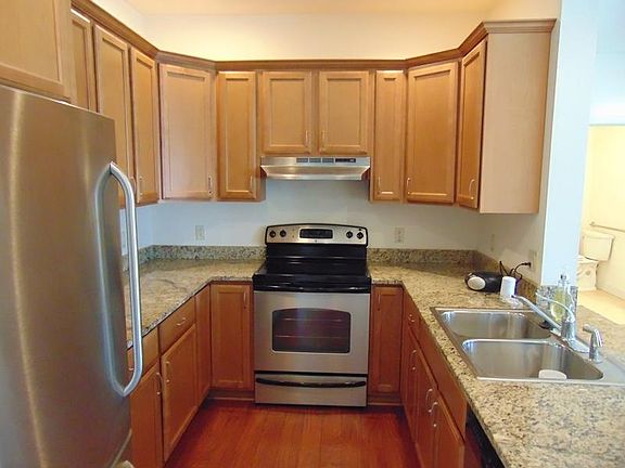 4th image of 832 N 6th St Unit 209
