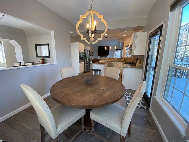 10 Langley Pl — Photo 12