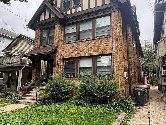 3rd image of 926 Spaight St