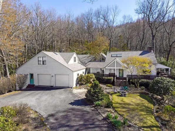 366 E Falls View Dr #77-78, Pisgah Forest, NC 28768