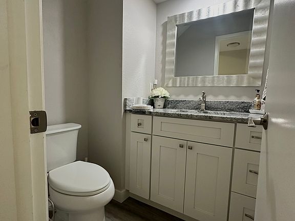 5th image of 8736 Jasmine Pond Dr
