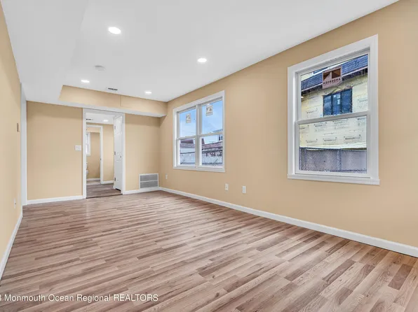 149 Center Avenue, Keansburg, NJ 07734