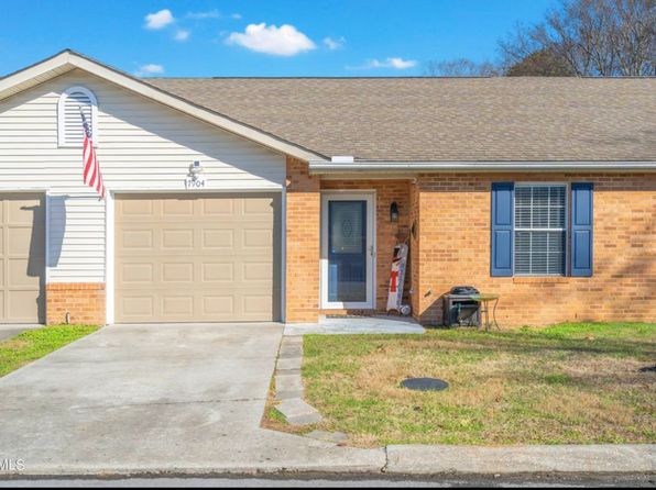 7904 Cavanaugh Way