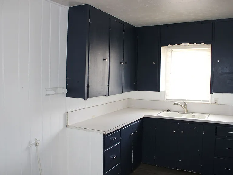 3208 S Harrison St — Photo 4
