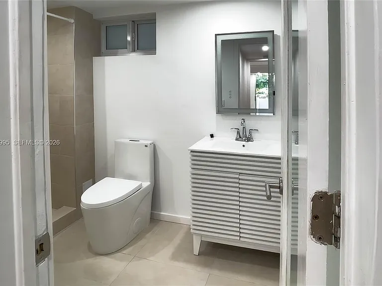 1670 Bay Rd #2D — Photo 11