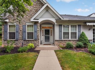1820 Felicity Ln, Hellertown, PA 18055