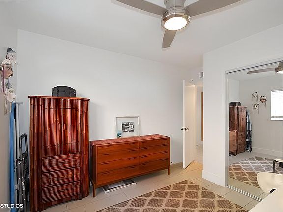 5th image of 3030 NE 5th Terrace #3
