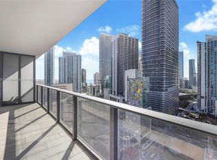 45 SW 9th St APT 1904, Miami, FL 33130