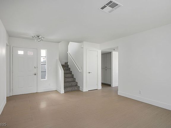 5th image of 2316 Pine Bluff Ct
