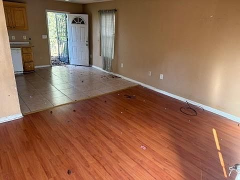 2nd image of 3470 Lawton Rd