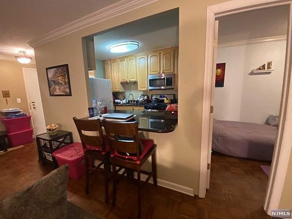 3rd image of 277 Prospect Ave Unit 15-15D