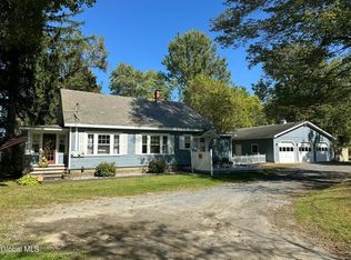 818 Ridge Rd, Queensbury, NY 12804