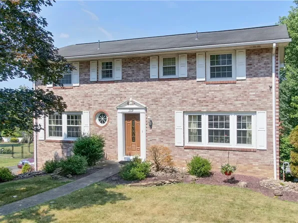 119 Florence Dr, New Stanton, PA 15672