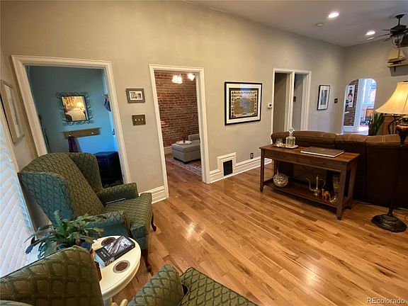 5th image of 526 E 2nd Ave
