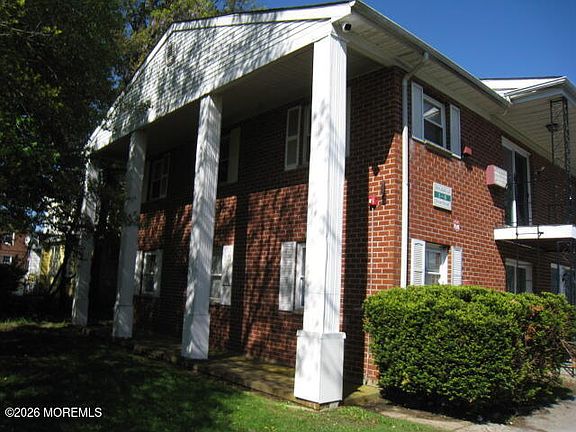 2nd image of 45 Broad Street #2