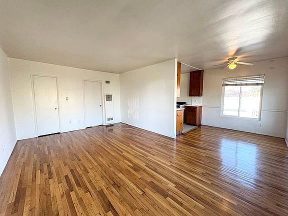 4th image of 4800 Beverly Blvd #10