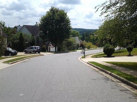 5th image of 810 Dunagan Forest Dr