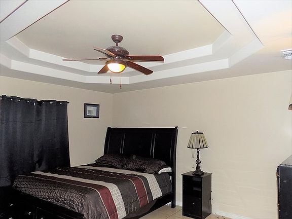 4th image of 2426 Elizabeth Cir