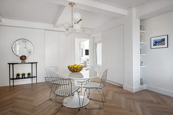 Sold by Stribling | media 22