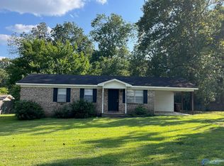 506 Carol St NW, Hartselle, AL 35640